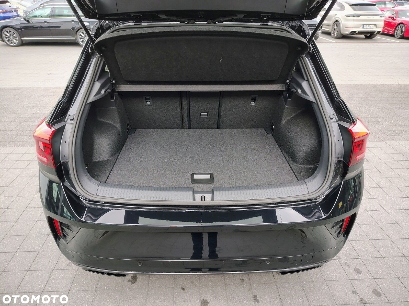 Volkswagen T-Roc - 9