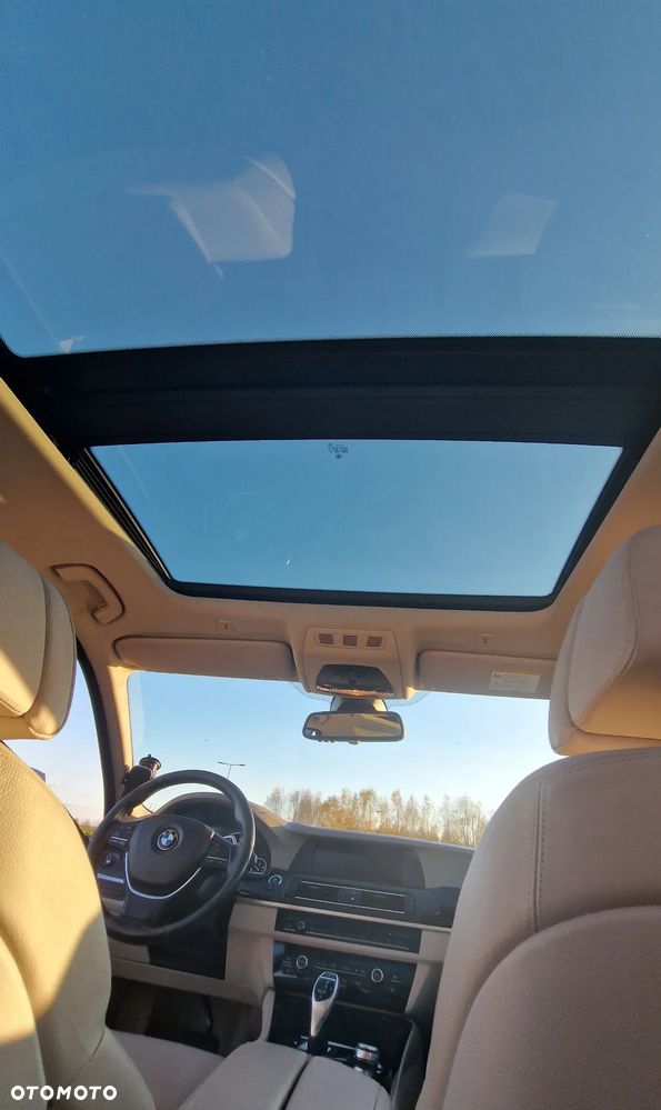 BMW Seria 5 535d xDrive - 17
