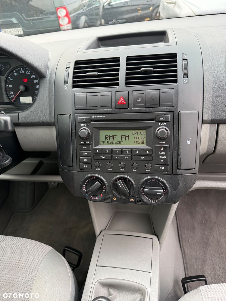 Volkswagen Polo 1.2 Comfortline - 12