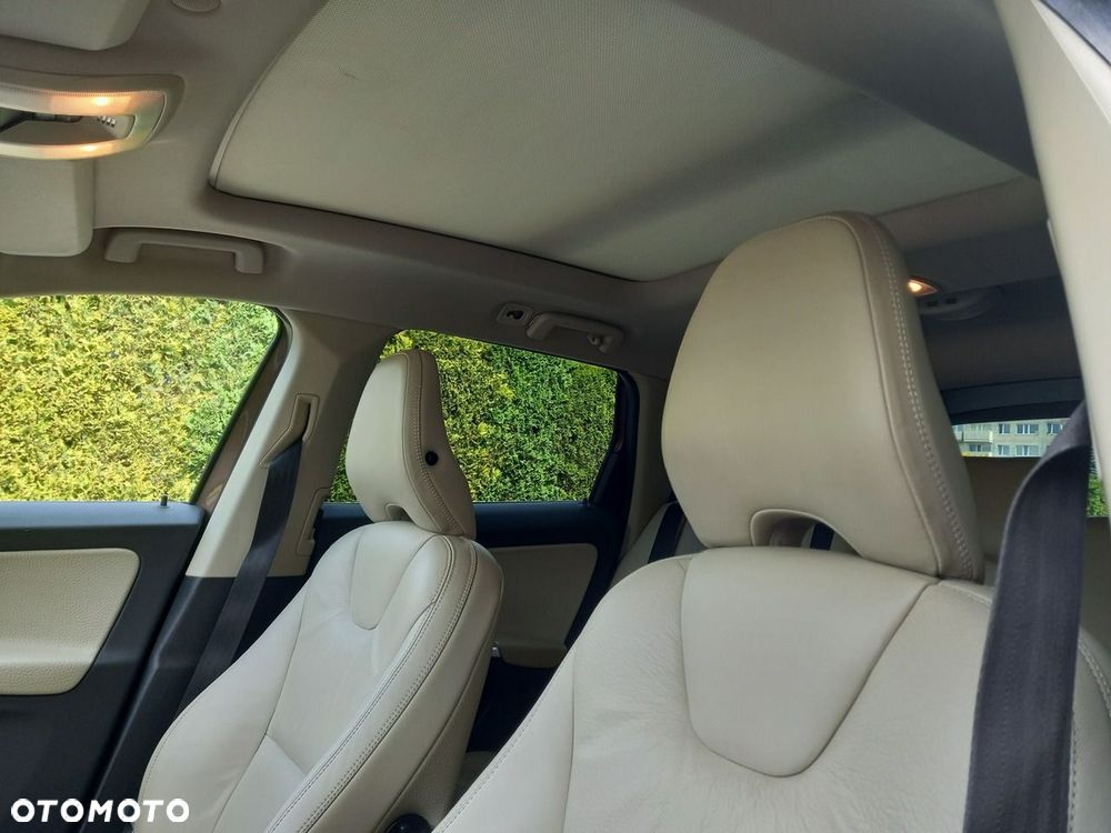 Volvo XC 60 DRIVe Summum - 34