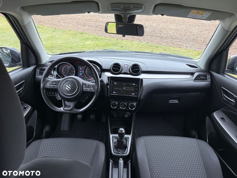 Suzuki Swift 1.2 Dualjet SHVS Premium Plus - 11