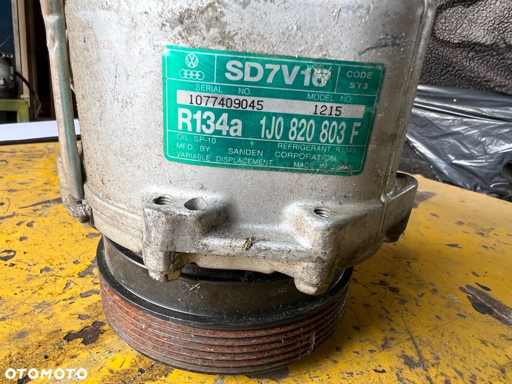 Kompresor klimatyzacji VW Audi SD7V16  1JO820803F - 3