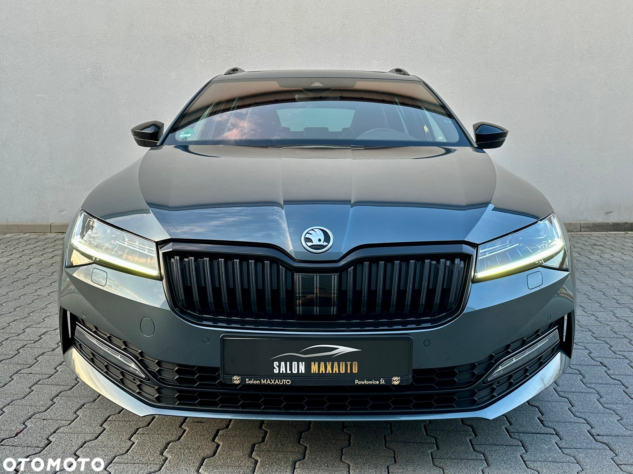 Skoda Superb 2.0 TDI DSG Sportline - 5