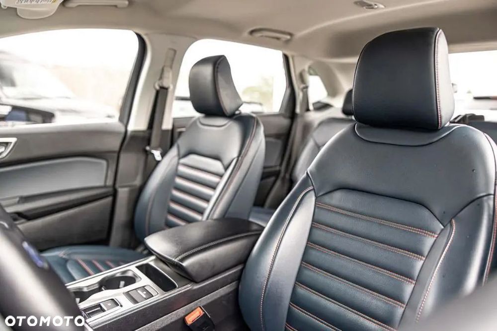 Ford Edge - 12