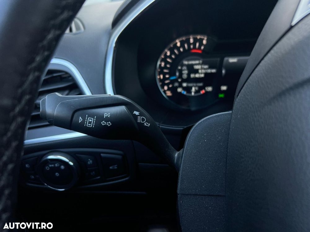 Ford Edge - 26