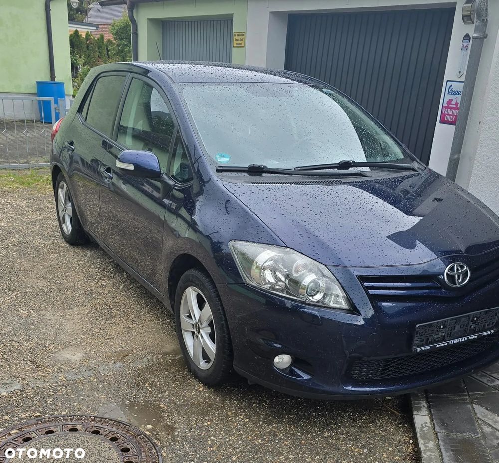 Toyota Auris 1.6 Valvematic Life - 3