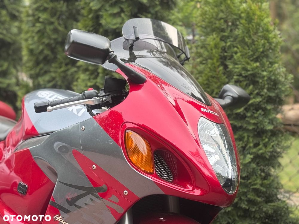 Suzuki GSX - 11