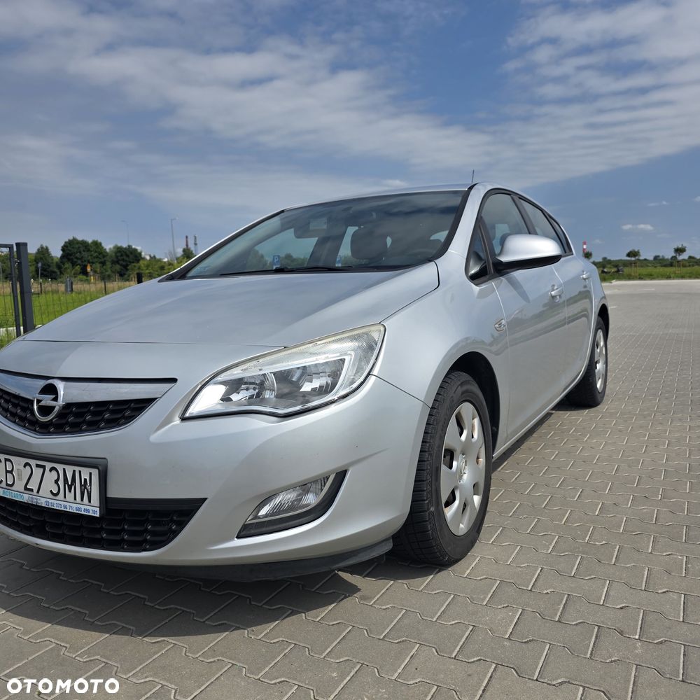 Opel Astra 1.4 T Cosmo - 9