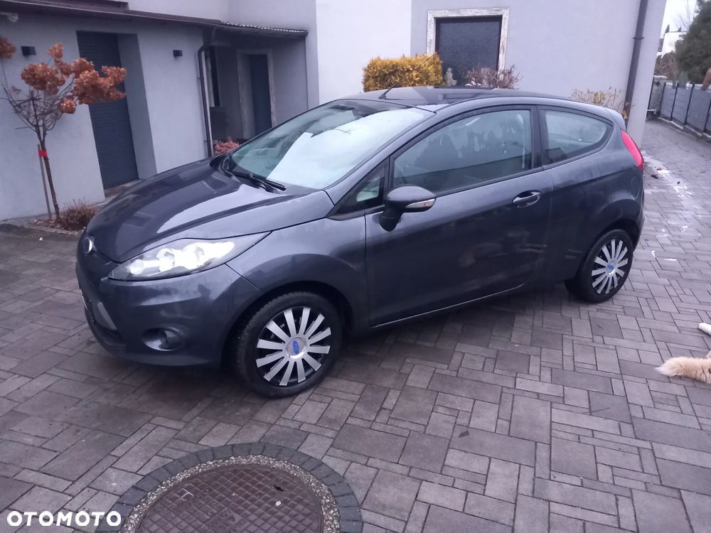 Ford Fiesta - 2