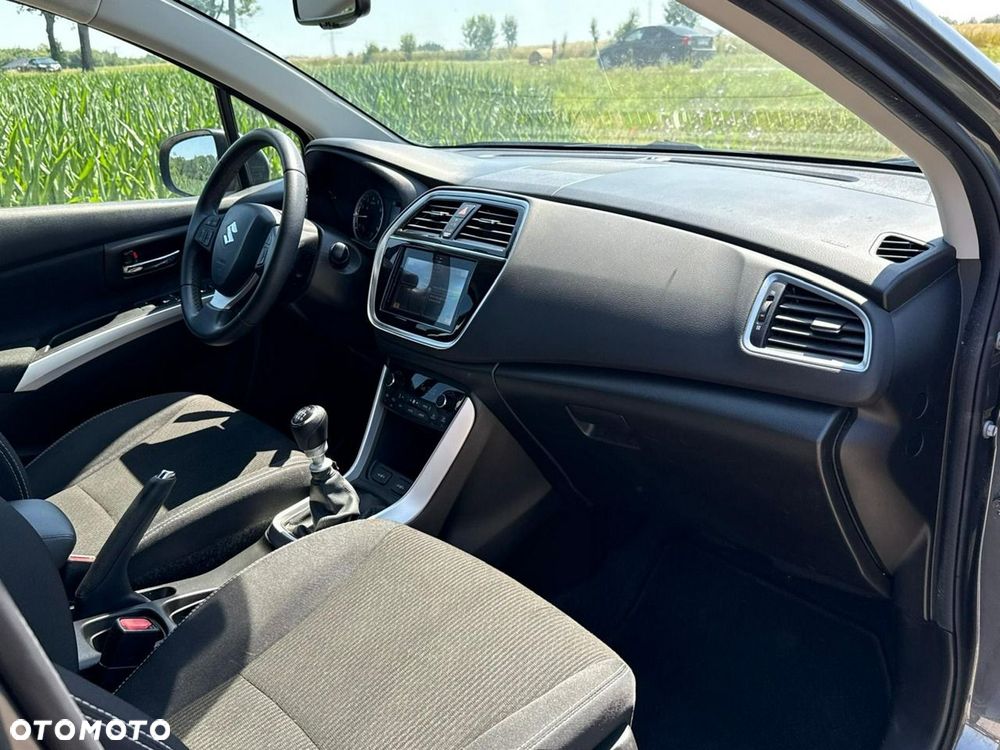 Suzuki SX4 S-Cross 1.4 T Premium - 20