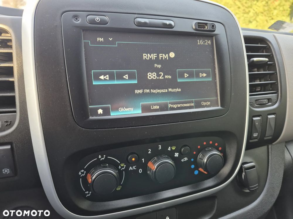 Renault Trafic - 13