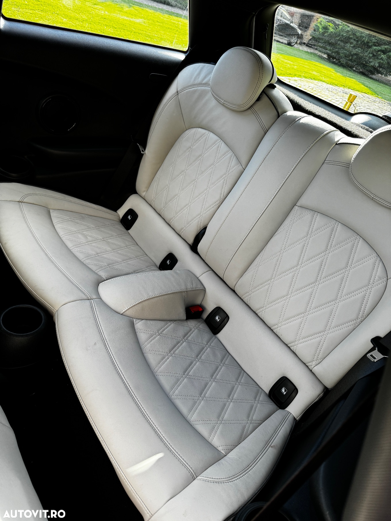 Mini Cooper SE Standard - 10
