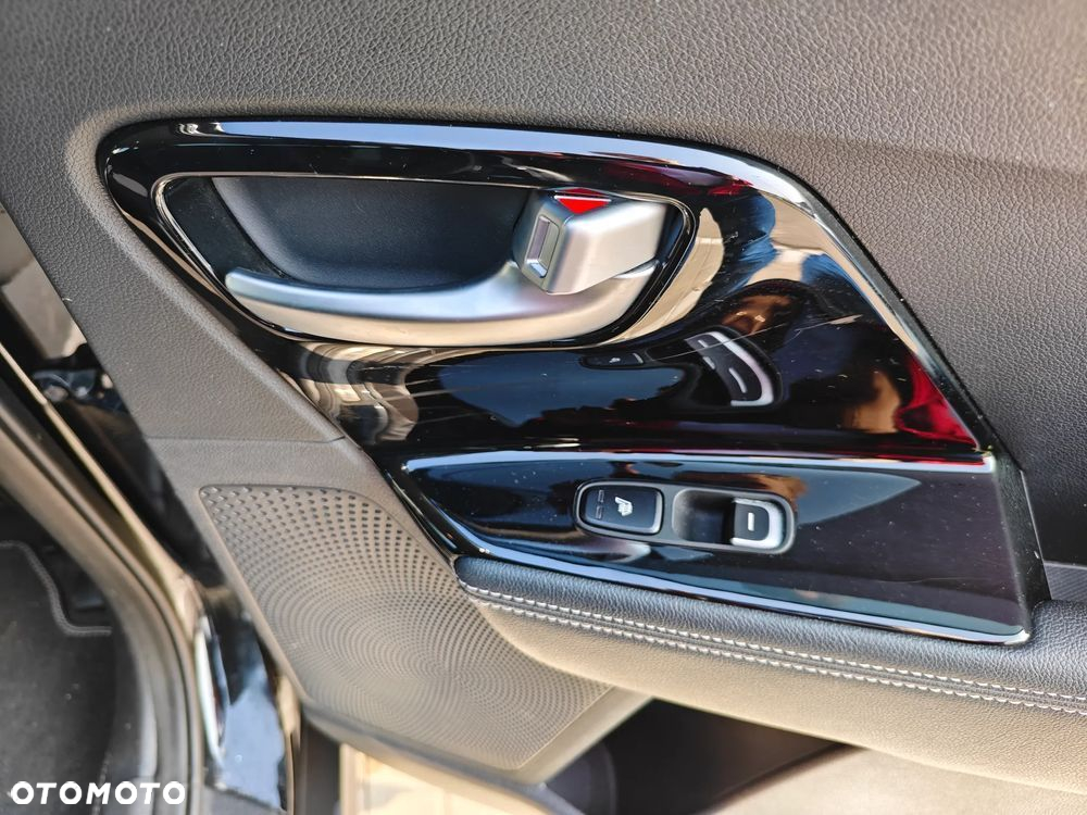 Kia Niro e-Niro 64kWh XL - 17