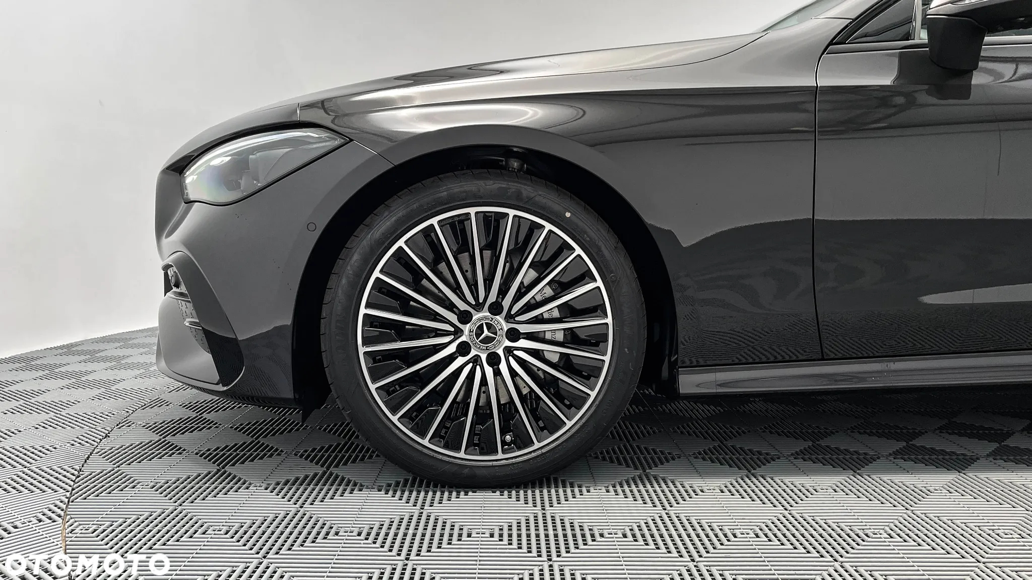 Mercedes-Benz CLE 300 mHEV 4-Matic AMG Line - 8