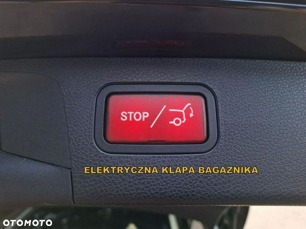 Mercedes-Benz Klasa E 300 de 9G-TRONIC - 22