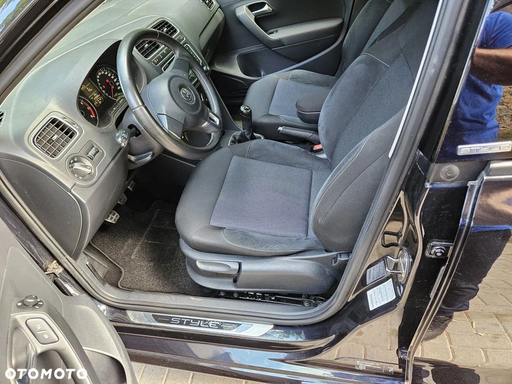 Volkswagen Polo - 22