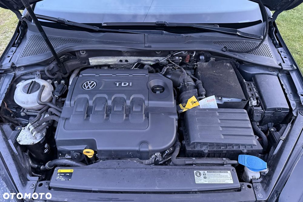 Volkswagen Golf GTD 2.0 TDI SCR DSG - 39