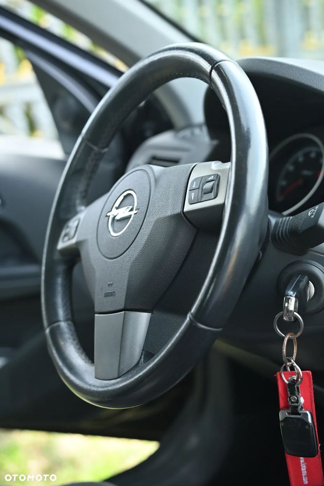 Opel Astra 1.8 - 9