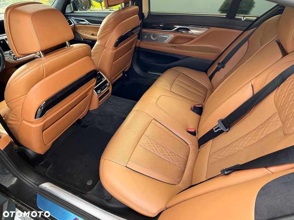 BMW Seria 7 750Li xDrive Edition Exclusive - 21