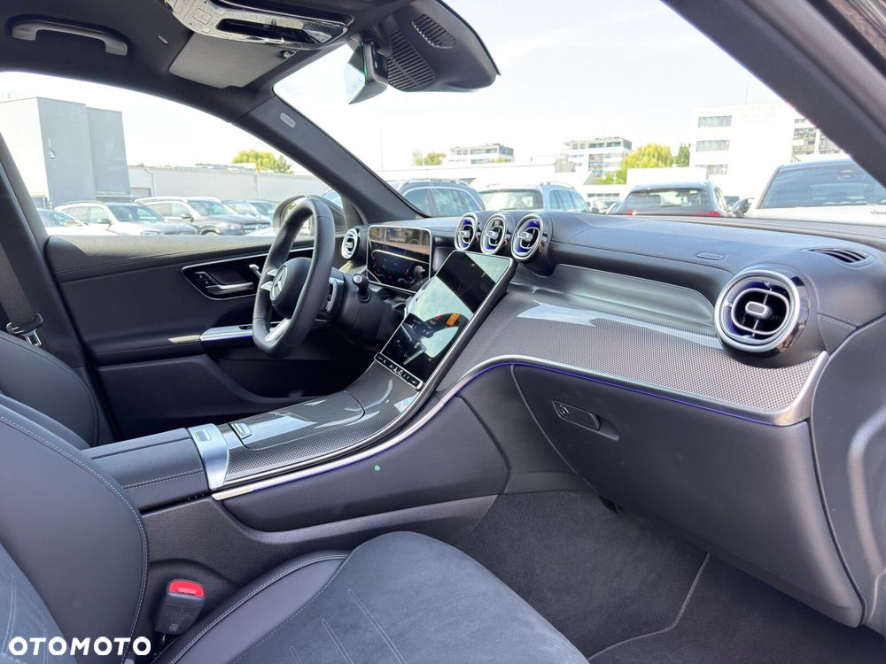 Mercedes-Benz GLC 300 d mHEV 4-Matic AMG Line - 23
