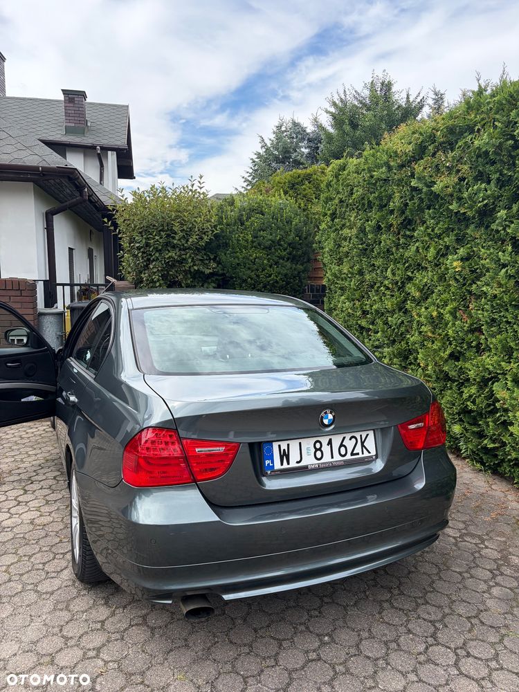 BMW Seria 3 318i - 20