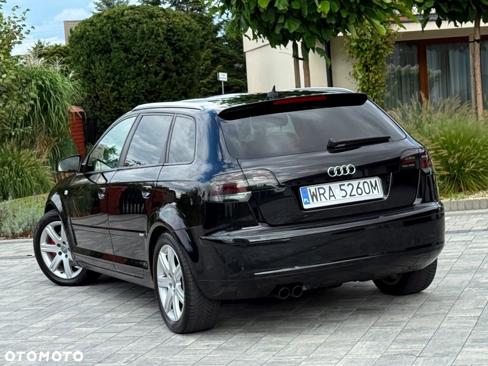 Audi A3 Sportback 2.0 TDI DPF quattro S line Sportpaket plus - 6