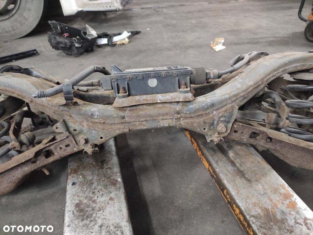 BELKA ZAWIESZENIA TYŁ TYLNA KOMPLETNA WÓZEK SANKI TOYOTA AVENSIS T27 KOMBI - 9