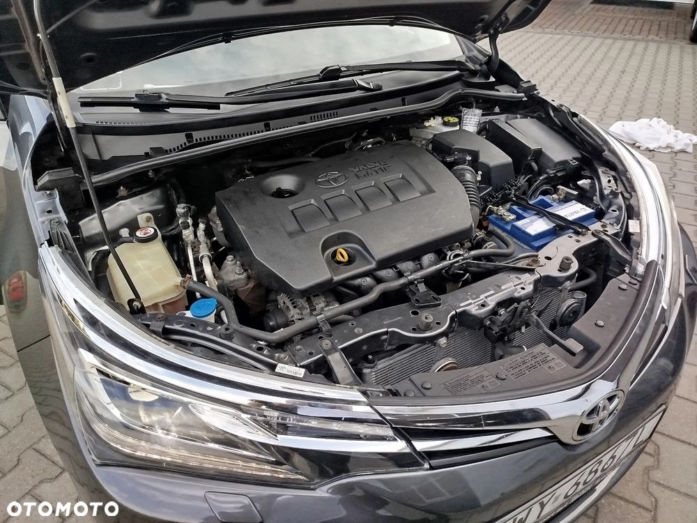 Toyota Corolla 1.6 Executive MS - 15