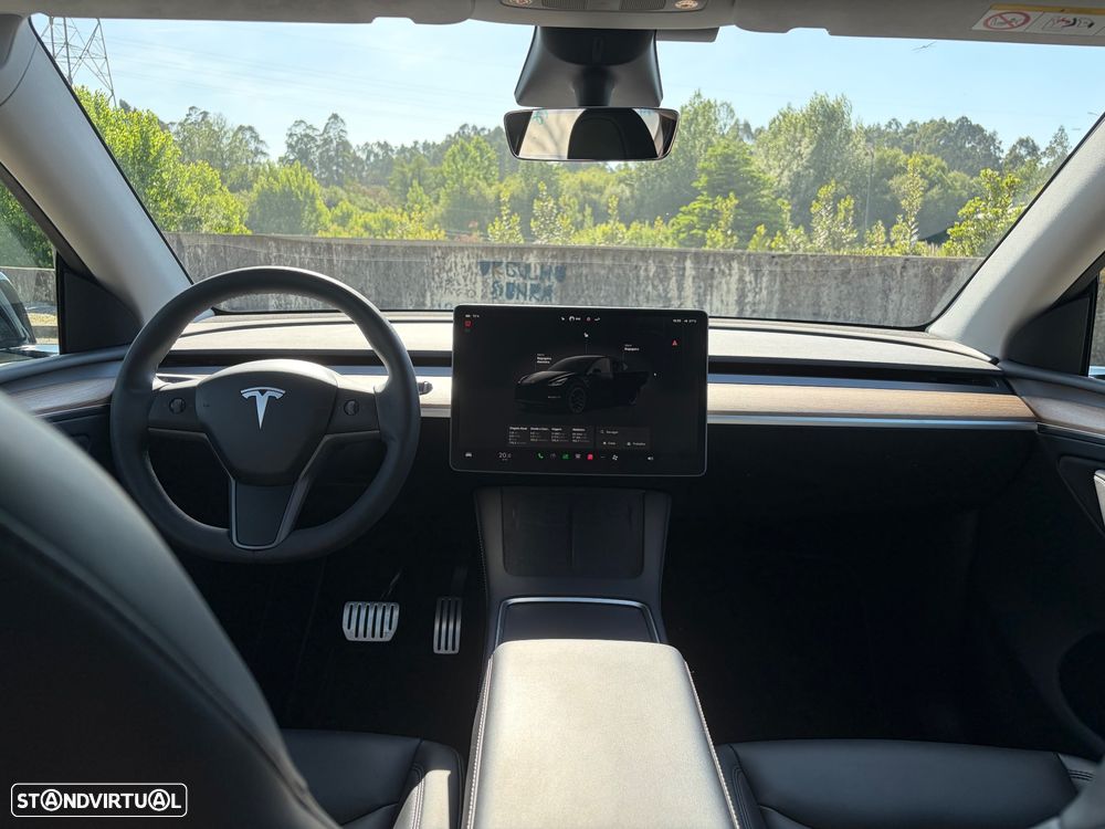 Tesla Model Y Performance Tração Integral - 16