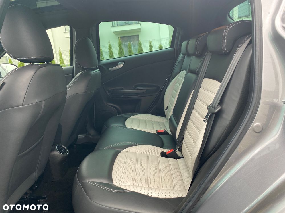 Alfa Romeo Giulietta 2.0 JTDM 16V Collezione - 8