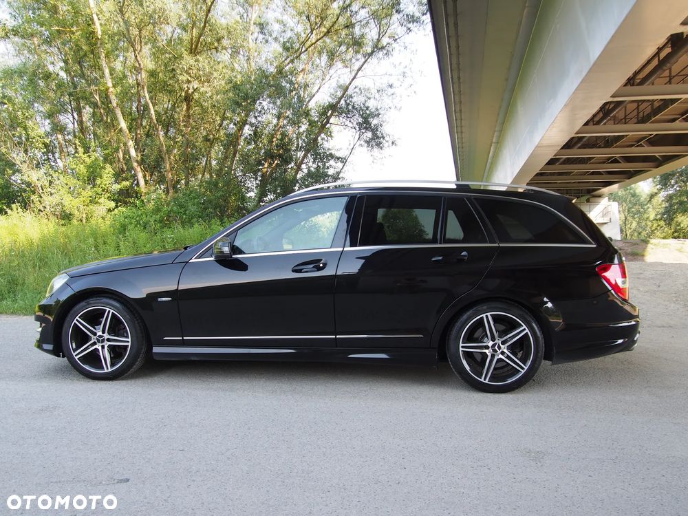 Mercedes-Benz Klasa C 220 CDI DPF (BlueEFFICIENCY) 7G-TRONIC Avantgarde - 5
