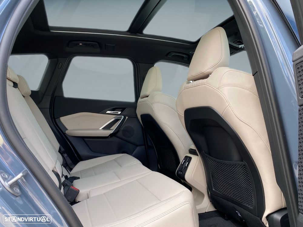 BMW iX1 xDrive30 Pack Desportivo M - 20