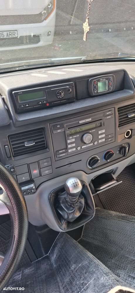 Ford Transit - 8