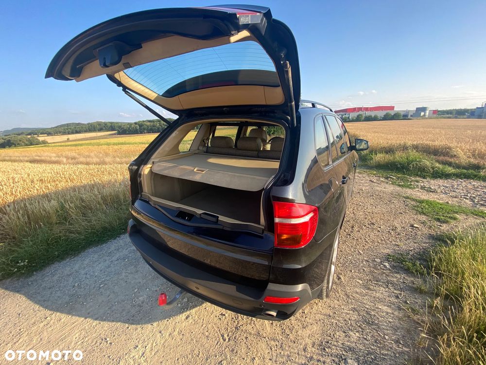 BMW X5 3.0si xDrive - 9