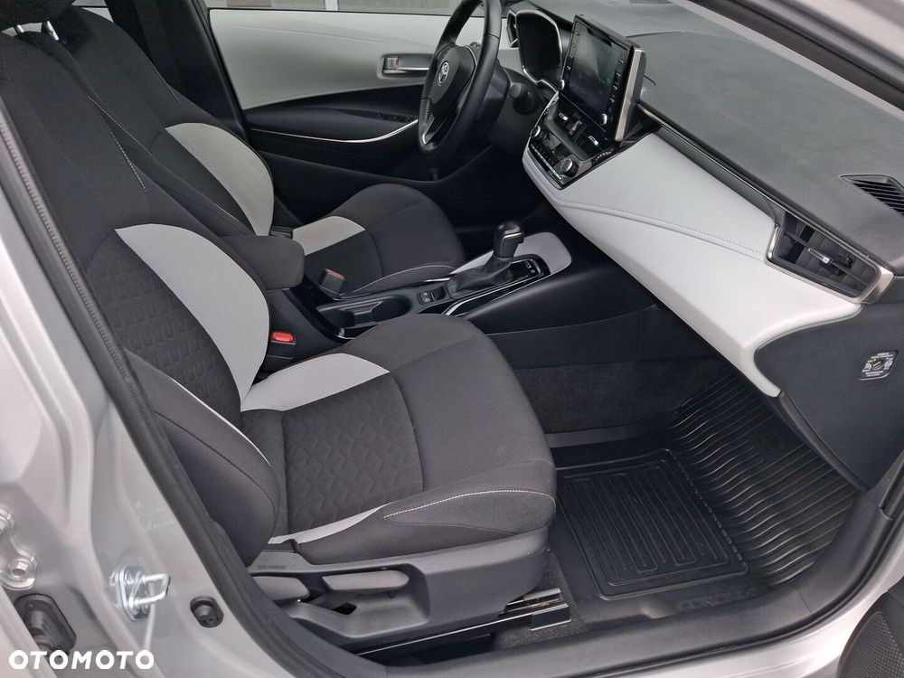 Toyota Corolla 1.8 Hybrid Comfort - 11
