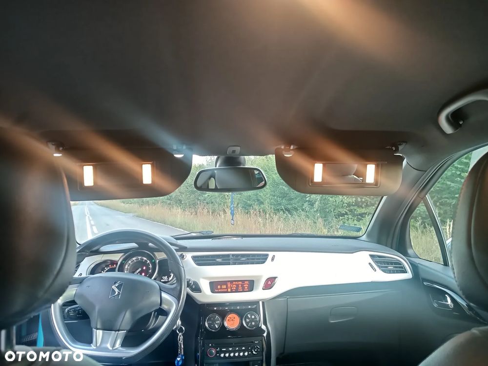 Citroën DS3 1.6 HDi SportChic - 22