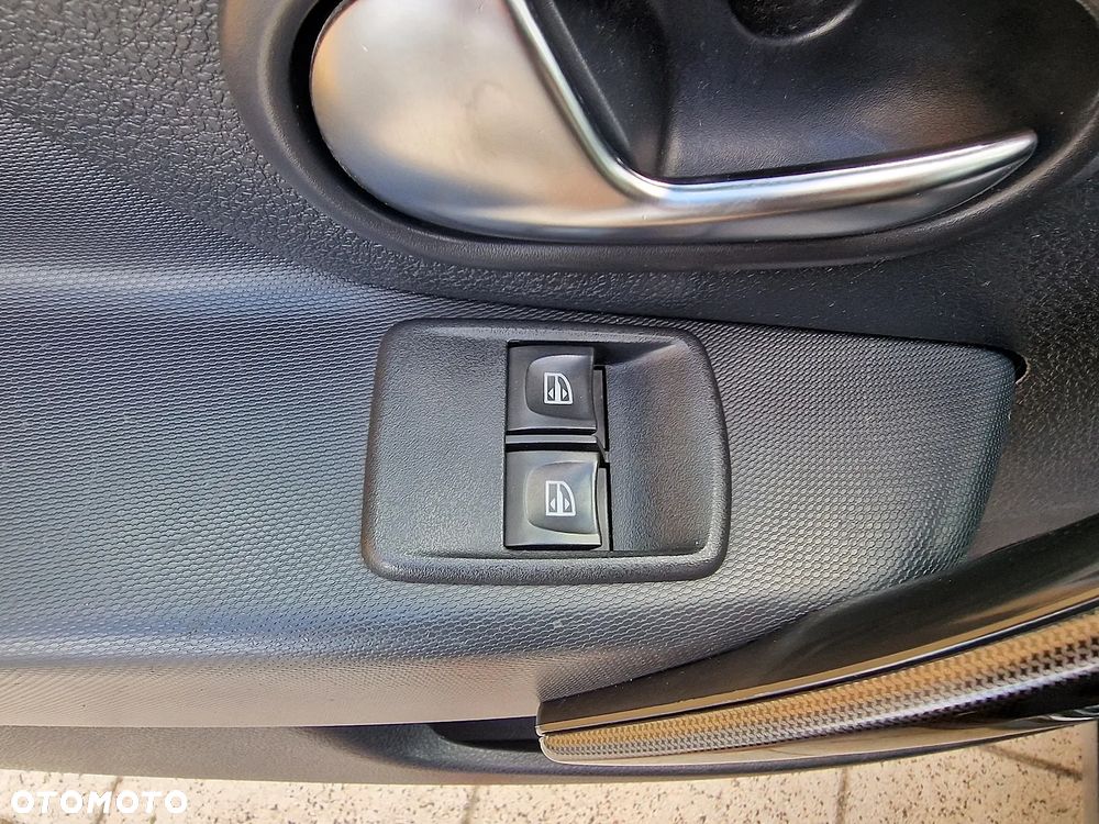 Dacia Sandero Stepway - 12