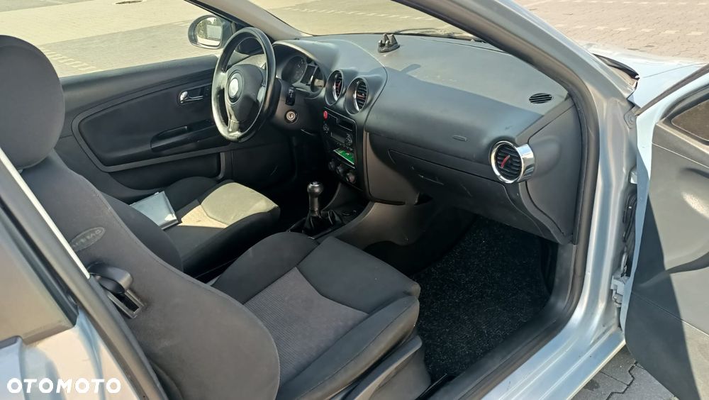 Seat Ibiza 1.4 16V 100 Sport - 7