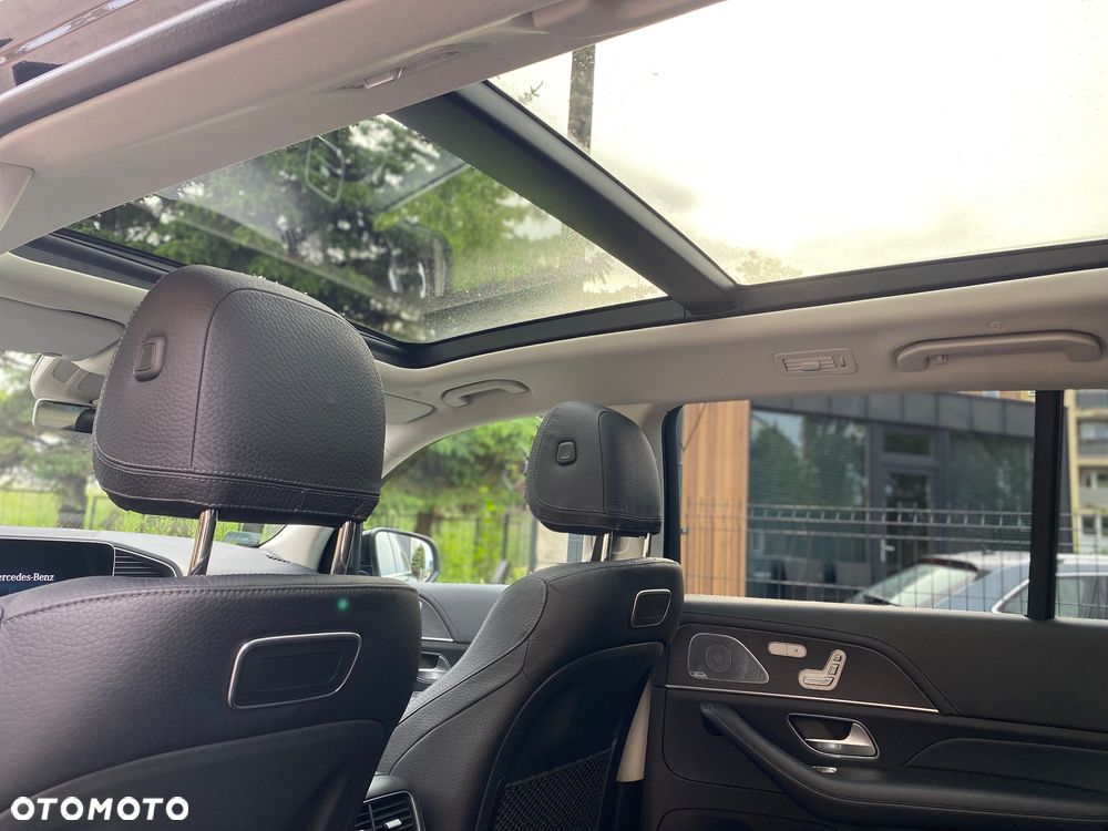 Mercedes-Benz GLS - 15