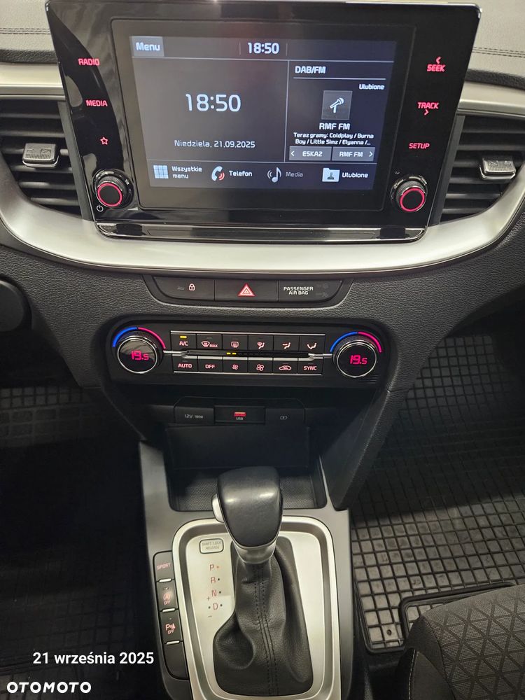 Kia Ceed 1.4 T-GDI M DCT - 10