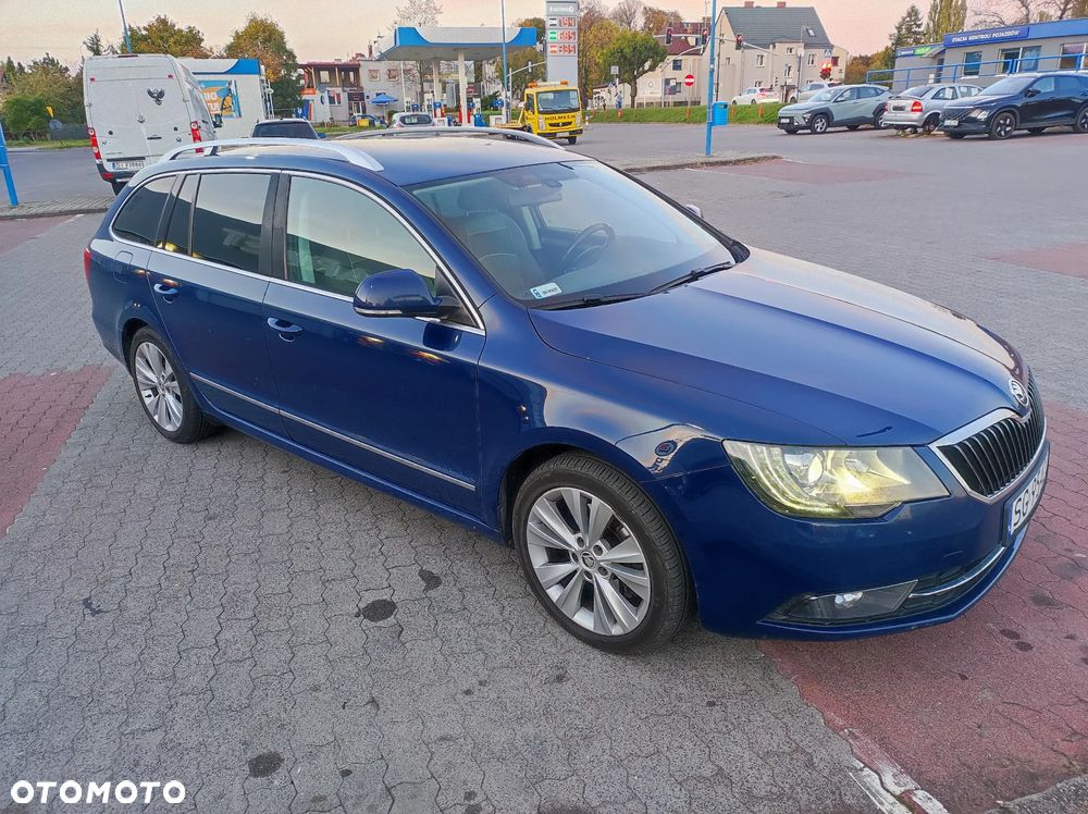 Skoda Superb 2013 photo 3