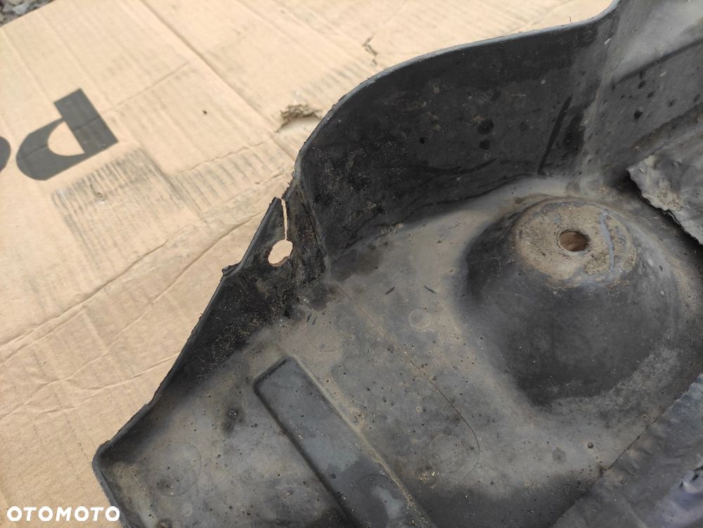 OSŁONA POD SILNIK DOLNA PODWOZIA BMW E81 E82 E87 M PAKIET - 11