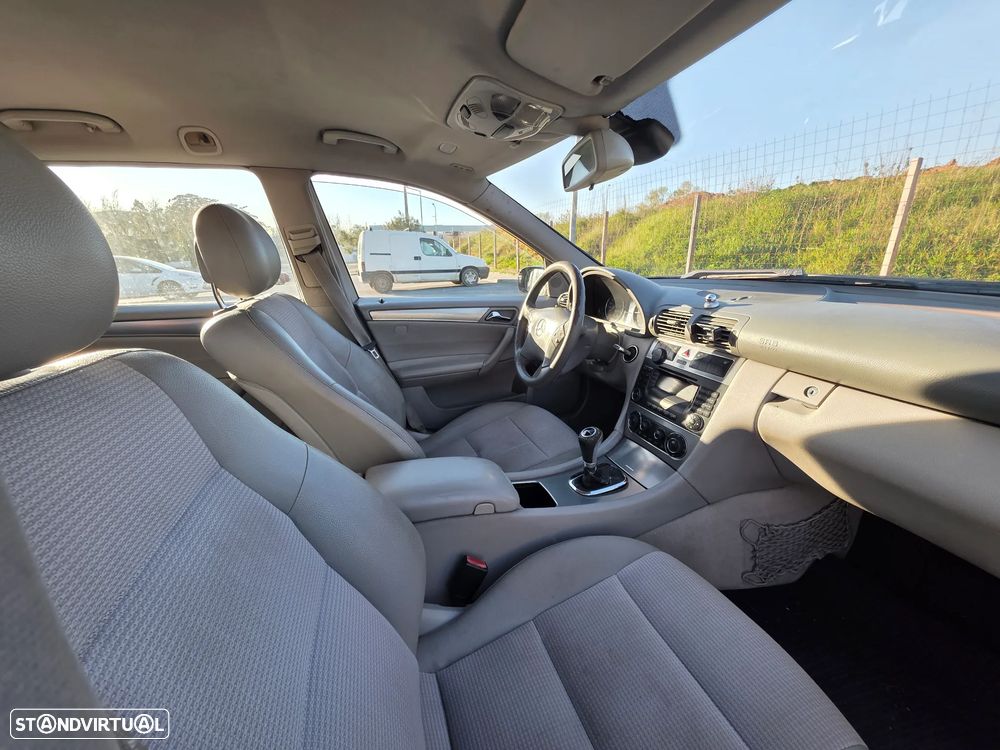 Mercedes-Benz C 220 - 14