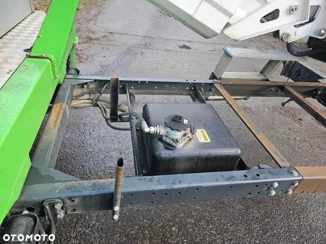 Iveco DAILY  ZWYŻKA , PODNOŚNIK KOSZOWY 20 METRÓW - 23