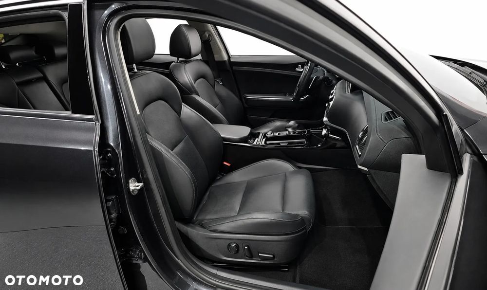 Kia Stinger 2.0 T-GDI L - 5