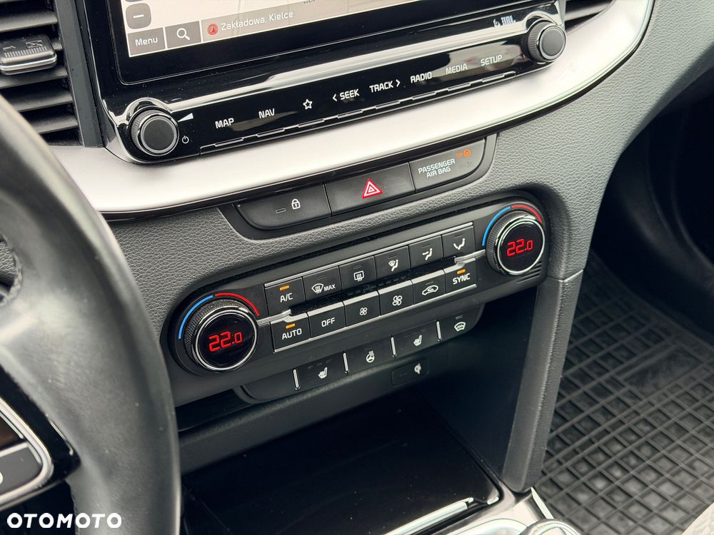 Kia XCeed 1.5 T-GDI Business Line - 18