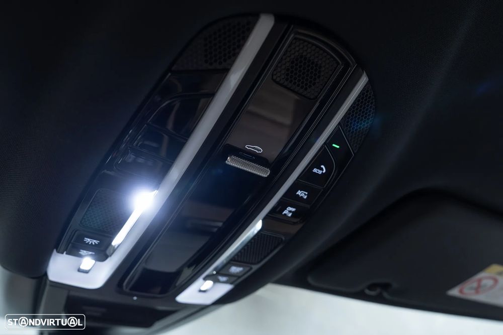 Porsche Cayenne Coupé E-Hybrid - 53