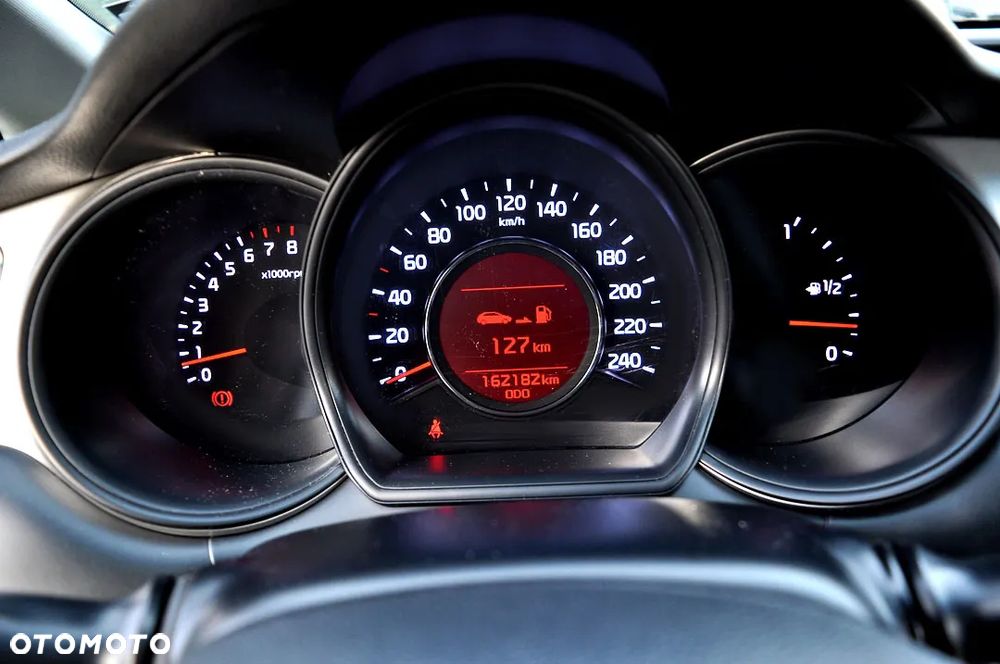 Kia Ceed 1.4 CVVT Dream Team Edition - 27