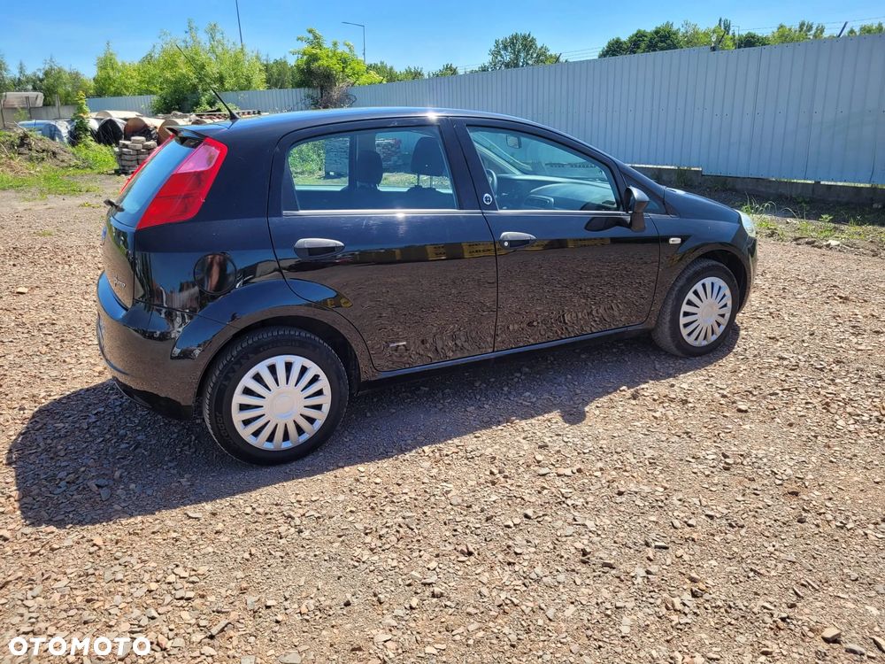 Fiat Grande Punto 1.4 8V Feel - 15