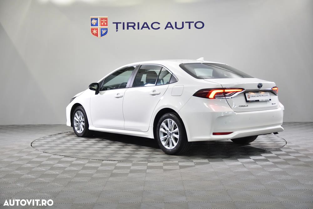 Toyota Corolla - 8